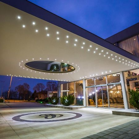 Hotel Crystal Light Nis Exterior photo
